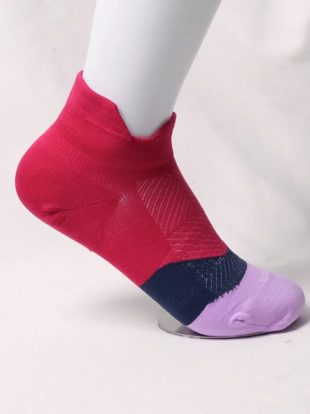Feetures Colorful Ankle socks